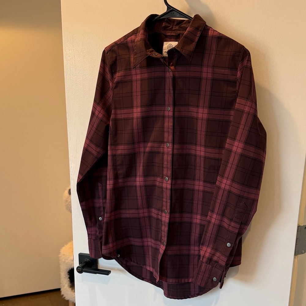 Women’s Flylow maroon plaid shirt - Like New!